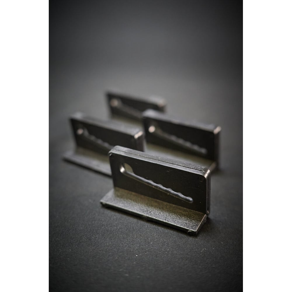 Изображение товара Комплект прижимов для накладной мойки Сантехкреп 1.3.6