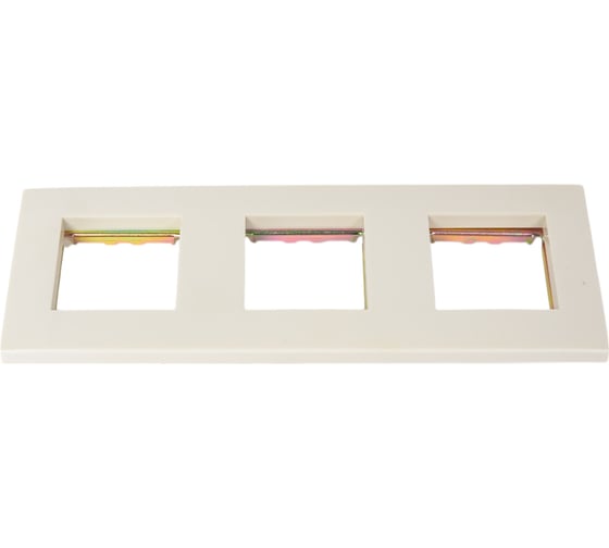 Изображение товара 3-постовая рамка LANMASTER 45х45, с суппортами, белая LAN-FRS45x45/3-WH