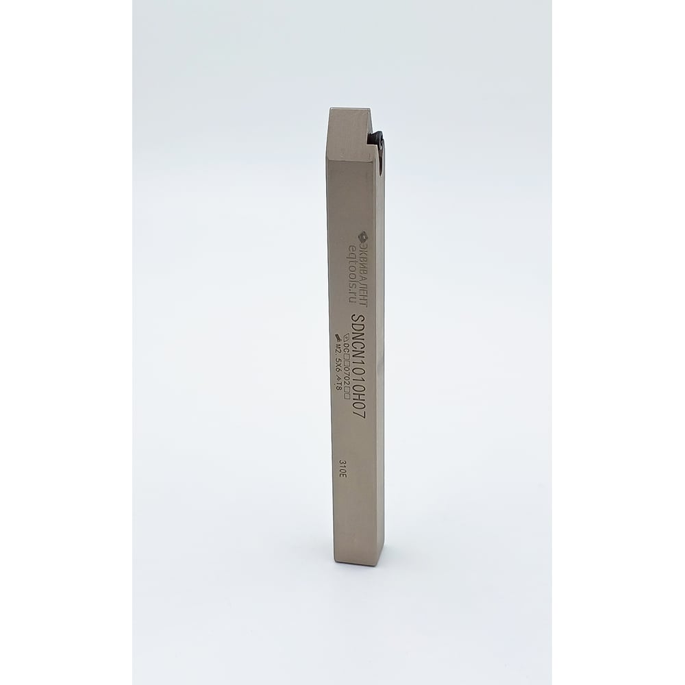 Изображение товара Державка токарная SDNCN1010H07 - универсальный инструмент для токарной обработки