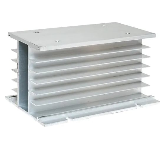 Изображение товара Радиатор для трехфазного твердотельного реле EKF 60А rad-rtp-3-60