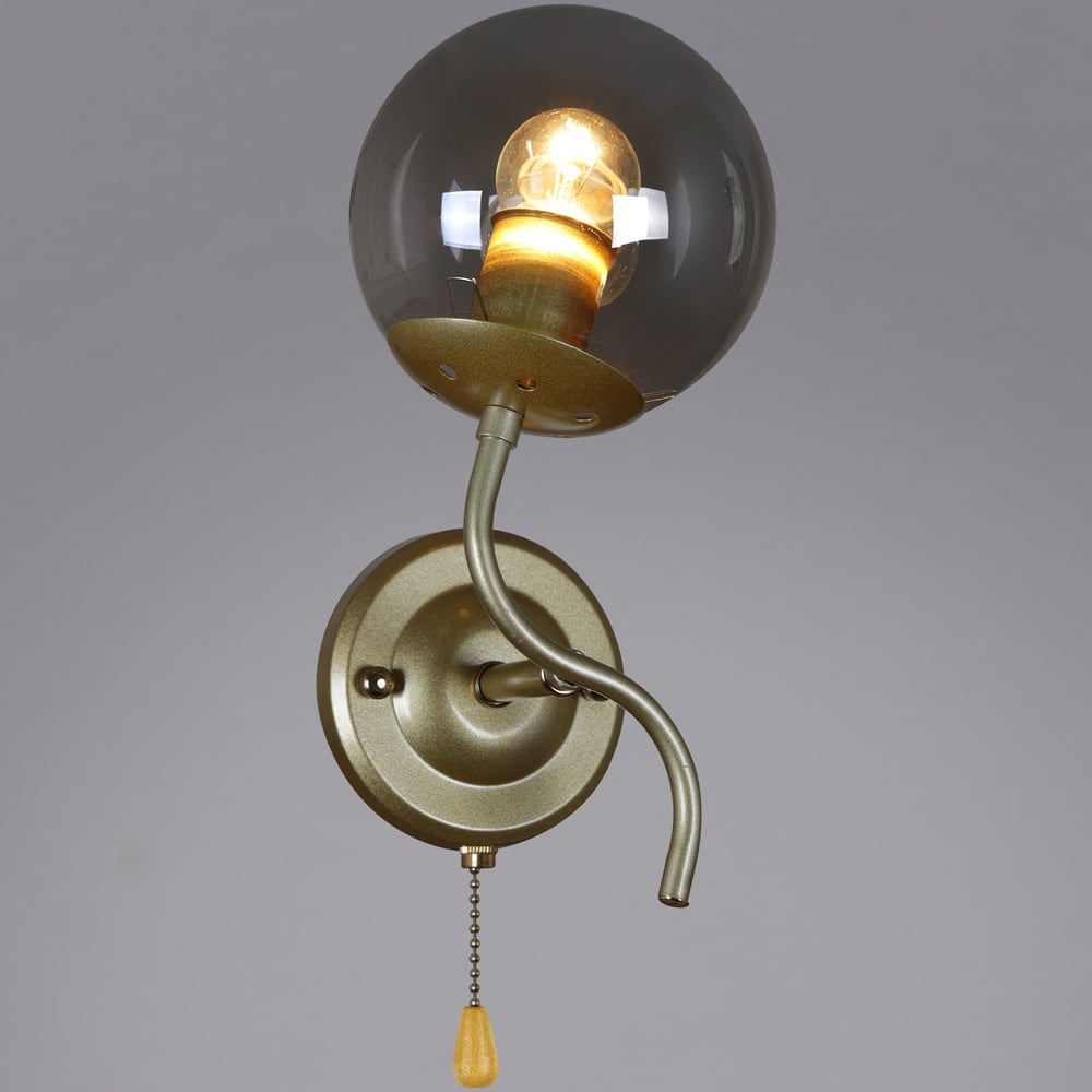 Изображение товара Бра ReLuce 36363-0.2-01 5038GD стиль модерн золотое с плафоном из стекла