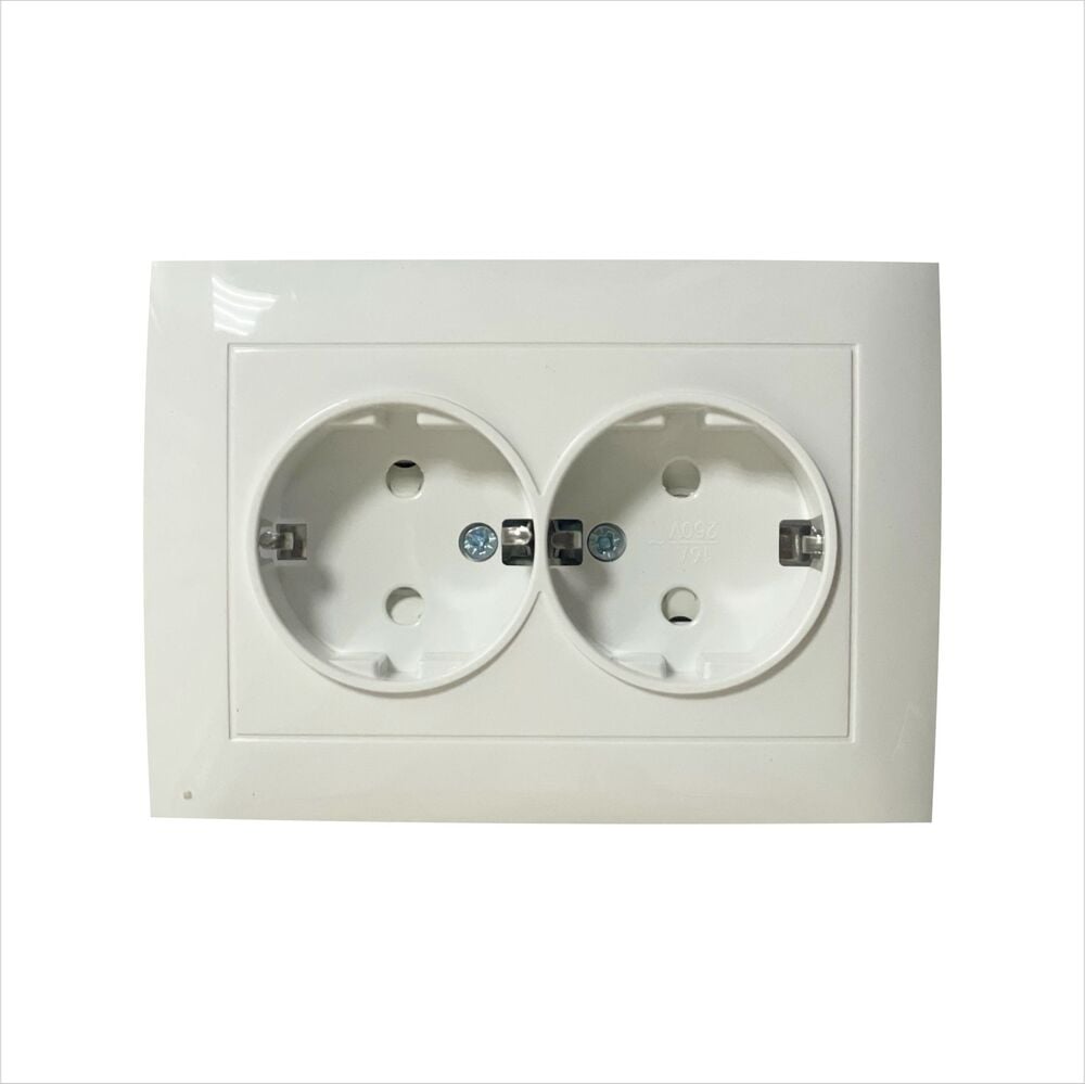Изображение товара Розетка двойная ARTSUN STANDART с заземлением, белая, защита от детей, 10 шт