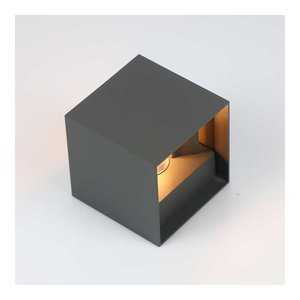 Изображение товара Фасадный светильник General Lighting Systems Лайтвэйв квадратный IP65 G9 50Вт