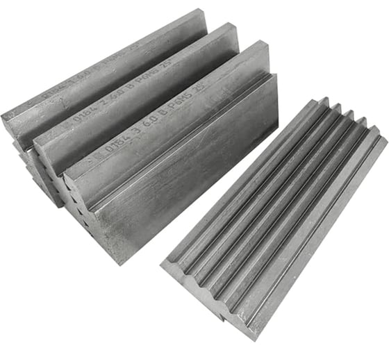 Изображение товара Плашка плоская АII-6-16x40x100 Р6М5 (комплект гребенок 2660-0184 ГОСТ 2287-88) 4шт Русский Инструмент ri.132.117