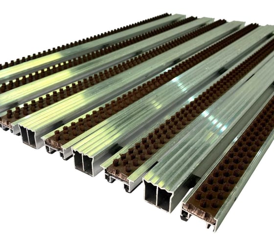 Изображение товара Грязезащитная придверная решетка ООО ПК ЦентрВход Эксперт щетка-широкий скребок, коричневый, 1200x600 мм 731EX099