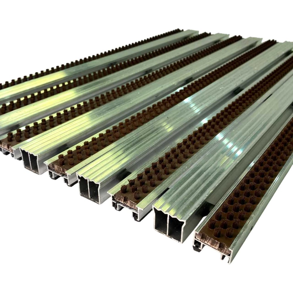 Изображение товара Грязезащитная решетка Вход Эксперт широкой формы 590x390 мм коричневая