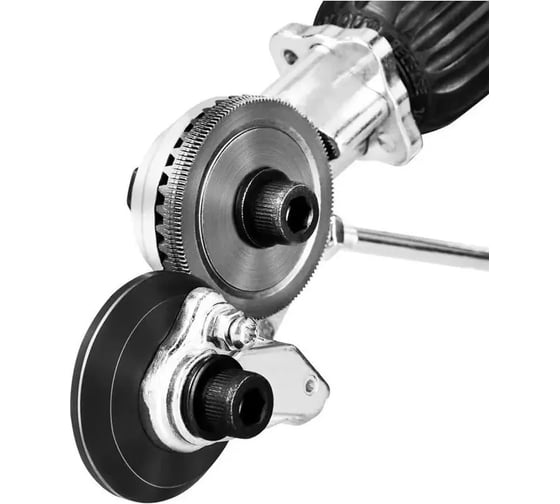 Изображение товара Насадка на шуруповерт АльфаДиск для резки листового металла (на роликах) 543385