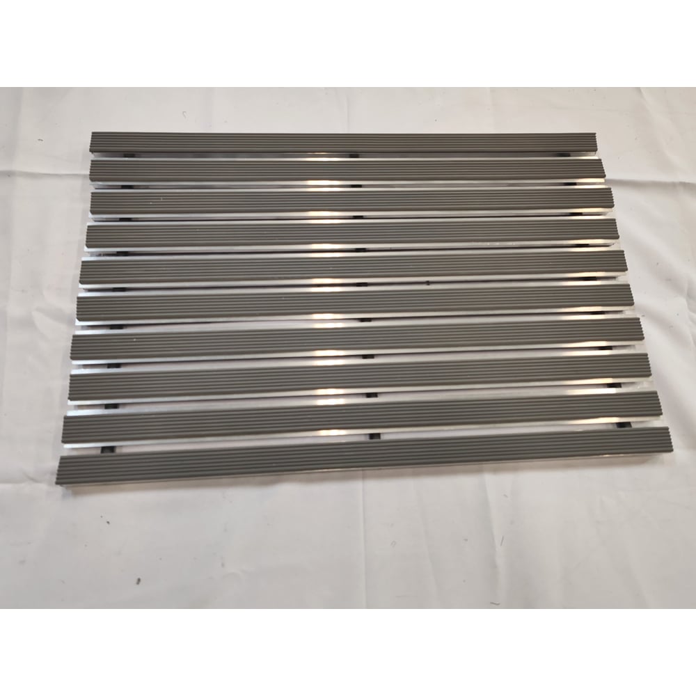 Изображение товара Грязезащитная придверная решетка ООО ПК ЦентрВход Эксперт резина (цвет серый), размером 590x390мм. 731EX031