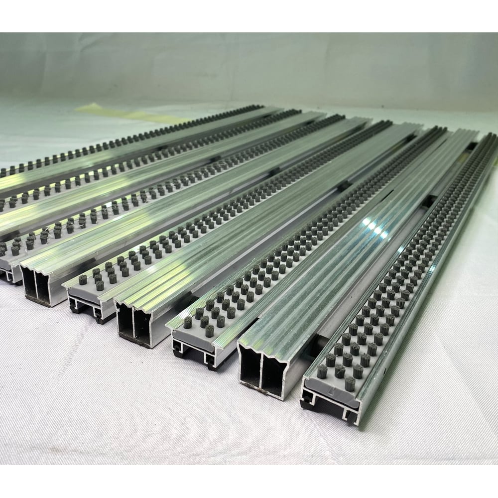 Изображение товара Грязезащитная придверная решетка ООО ПК Центр Вход Эксперт 590x390 мм ширина 590 мм