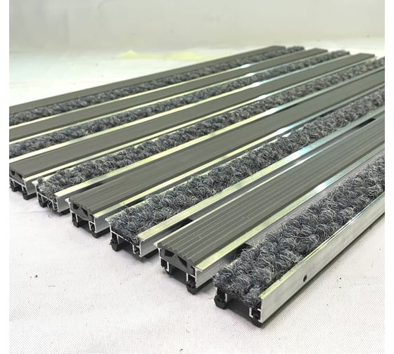 Изображение товара Грязезащитная придверная решетка ООО ПК ЦентрВход Эксперт резина-ворс, (цвет серый), размером 590x390мм. 731EX034