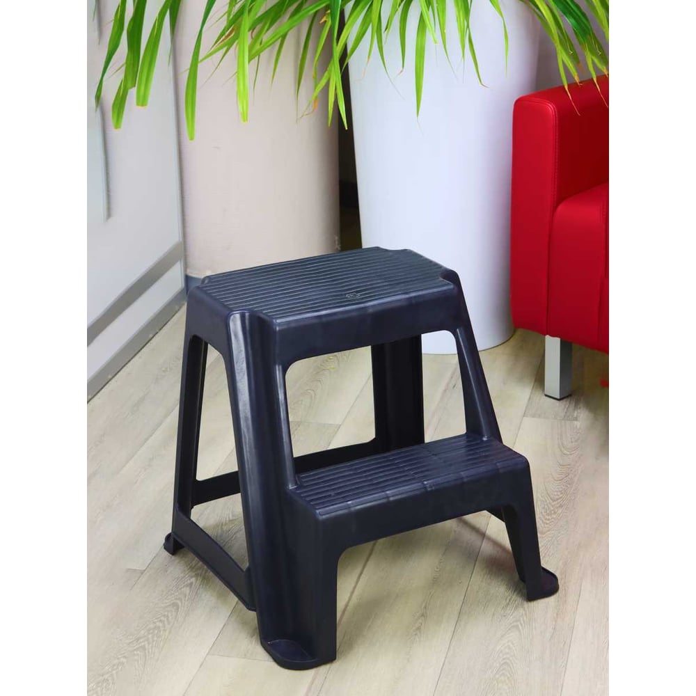 Изображение товара Универсальный пластиковый табурет IDEA со ступенькой М 2296 черный