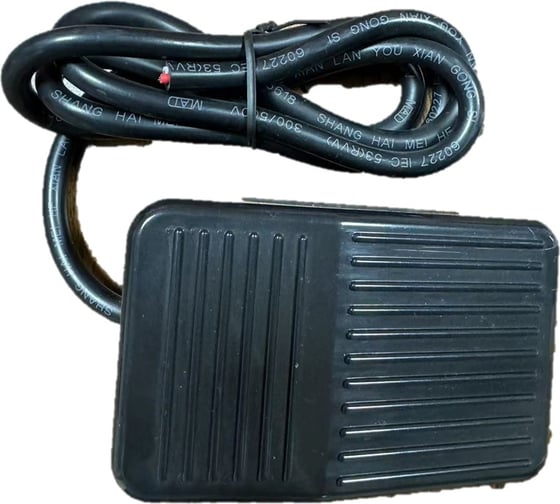 Изображение товара Выключатель ножной КЭАЗ OptiLiS GFS-11, 1 педаль 372033