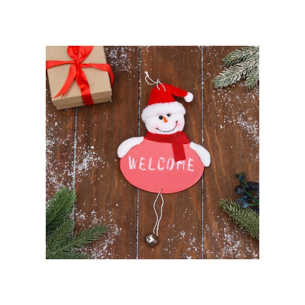 Изображение товара Мягкая подвеска Зимнее волшебство Снеговик с бубенцом 10х15 см, красный 6932403