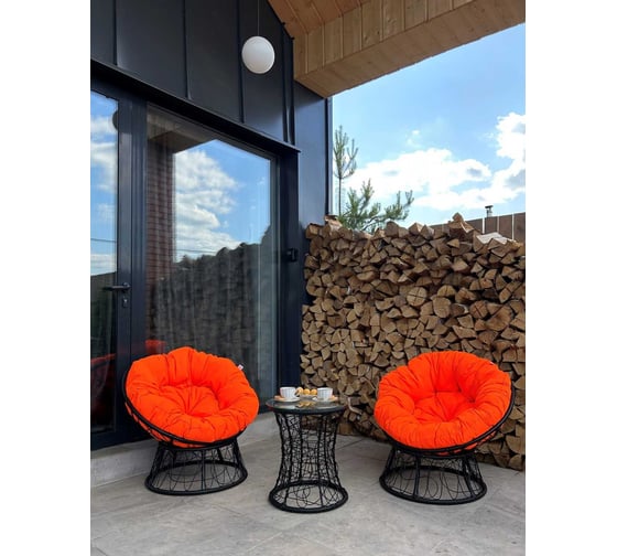 Изображение товара Набор садовый Лаура ПАПАСАН 2 кресла и столик со стелом (черный) + 2 подушки (оранжевый) PAPS_kmtch_112
