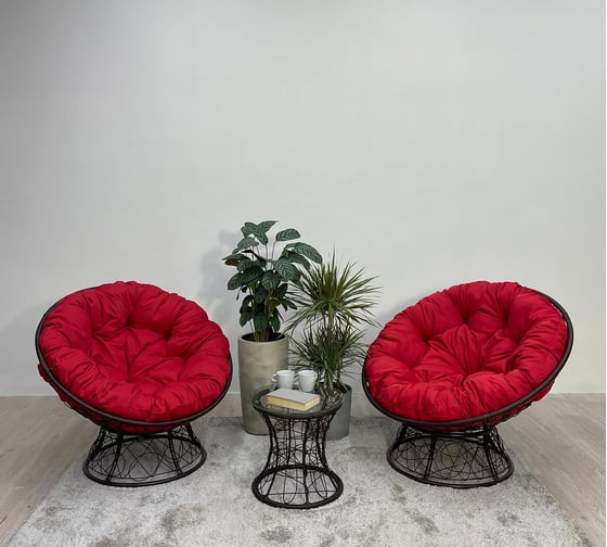 Изображение товара Набор садовый Лаура ПАПАСАН ПЛЮС коричневый 2 кресла, столик, 2 подушки (красный, полиэстер) PAPSpl_kmpt_304