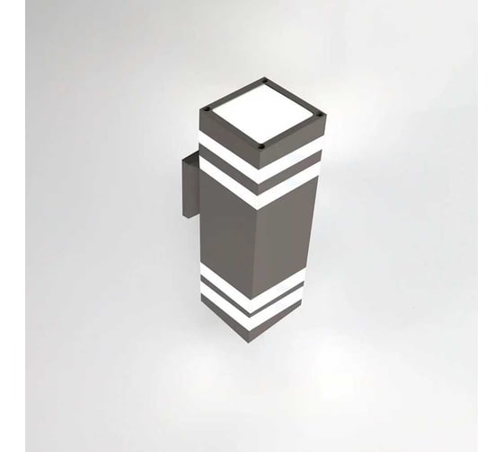 Изображение товара Фасадный уличный светильник накладной General Lighting Systems с двойным боковым рассеивателем серия Гратус, GWL-2Е27-M-IP65 662600