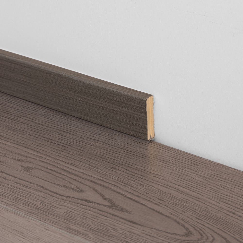 Изображение товара Плинтус Power Dekor 2440 мм Дуб Престиж DC8126