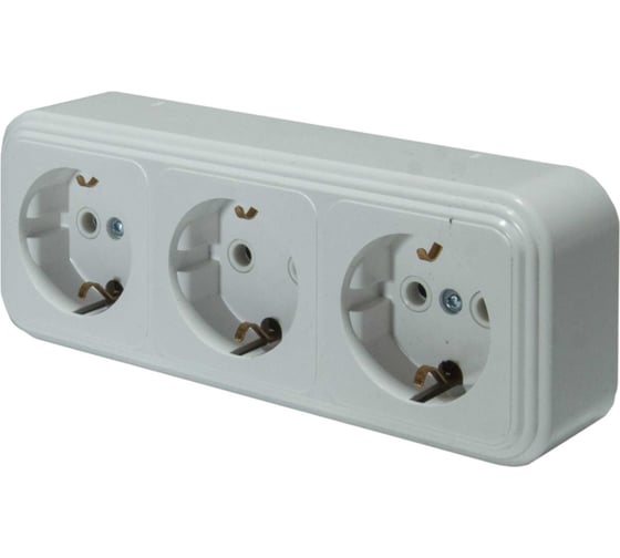 Изображение товара Розетка ООО "ОПТИКОМ ЭЛЕКТРИК" RA 16-365 трехместная с заземляющим контактом открытой установки, цвет белый 400215.00821.2