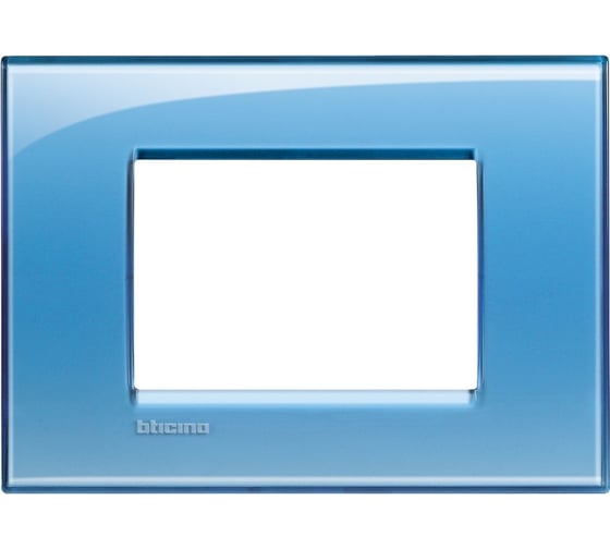 Изображение товара Рамка прямоугольная Legrand Livinglight 3 модуля, цвет голубой LNA4803AD