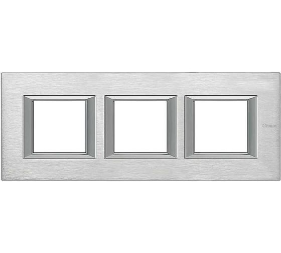 Изображение товара Рамка Legrand Axolute 2x3П 71мм горизонтальная, хром HA4802M3HCR