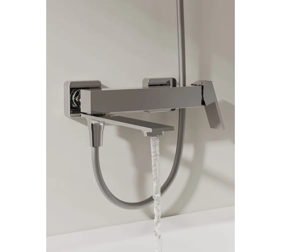 Изображение товара Смеситель для ванны IDDIS глянцевый хром Ramp RAMSB00i02WA
