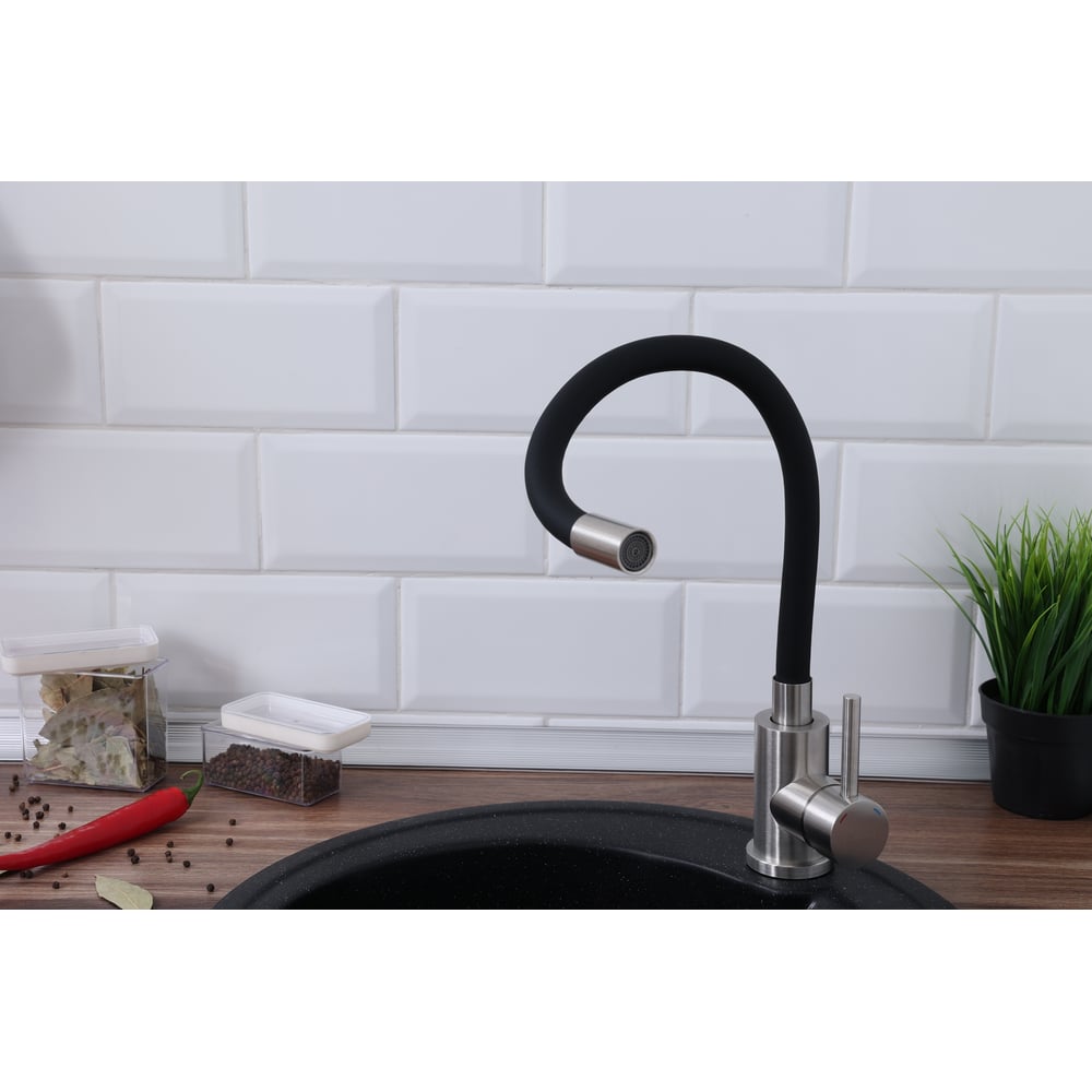 Изображение товара Смеситель для кухни Alcora Langfoss с гибким изливом черный SS-SF-204A