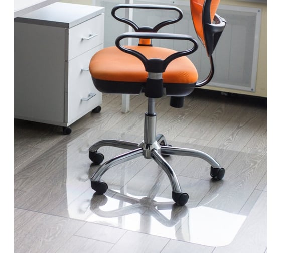 Изображение товара Коврик защитный напольный BRABIX эконом, ПЭТ, 100x120 см, глянец, 0,5мм, рулон в коробе, 701979