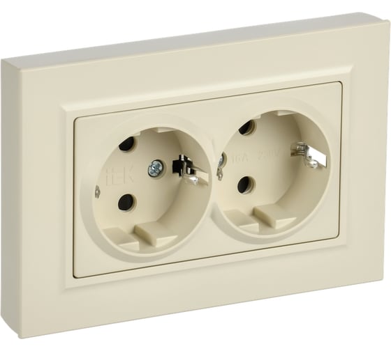 Изображение товара Розетка IEK BRITE 2-я с заземлением, с защитными шторками, плоская, 16А в сборе РСшПл12-3-БрКр бежевый BR-R28-16-K10-F