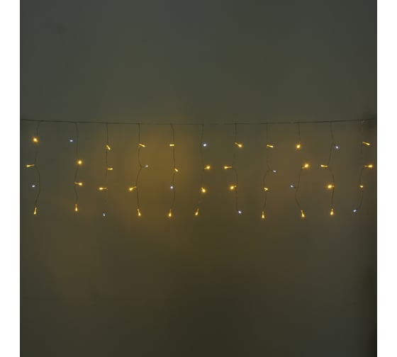 Изображение товара Гирлянда для дома Серпантин БАХРОМА Мерцание ш1,5м* в40 см 48 ламп LED, прозрачный провод, авторежим, IP-20, Теплый белый (белое мерцание) 725-985