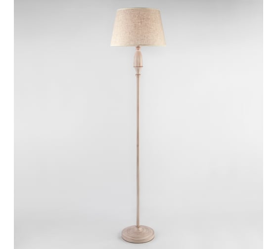 Изображение товара Напольный светильник Eurosvet 01081 1 белый с золотом a047205