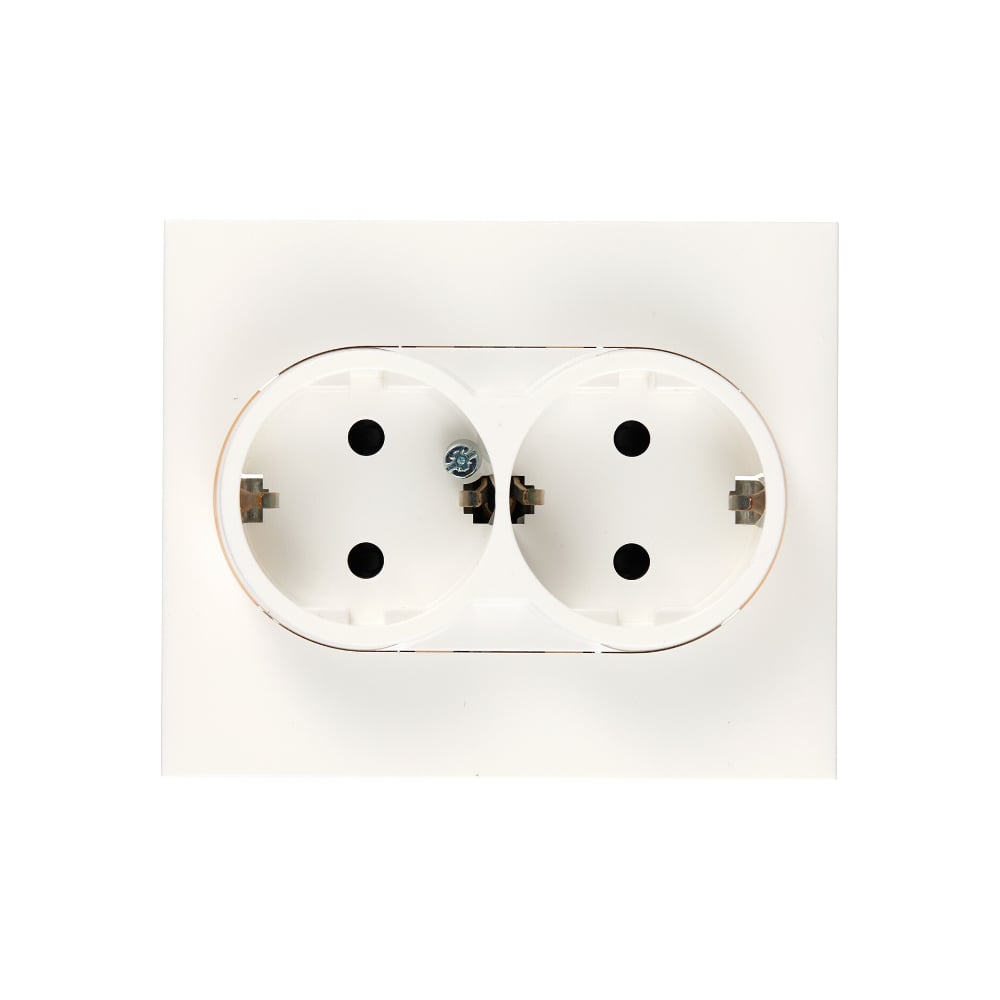 Изображение товара Силовая розетка Legrand SUNO двойная 2х2К+З 16А 250В защитные шторки