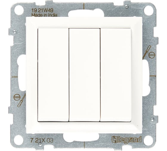 Изображение товара Выключатель трехклавишный Legrand SUNO 20АХ 250В, винтовые зажимы, цвет белый 721103