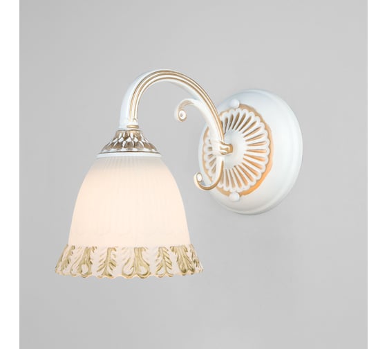 Изображение товара Настенный светильник Eurosvet 60107 1 белый с золотом a045769