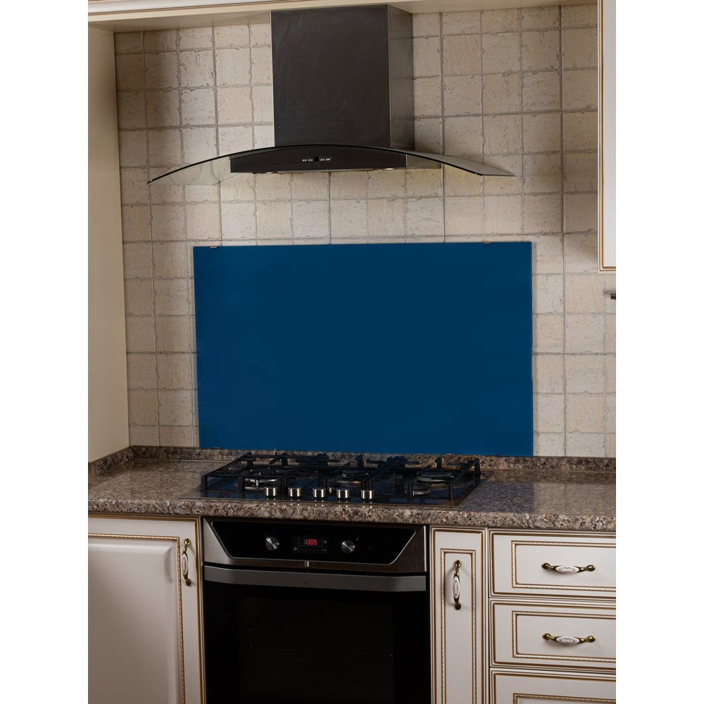 Изображение товара Защитный экран Normand 500х1200х4 мм, RAL 5023, из закаленного стекла, на кухонный фартук, для плиты от брызг, 105-422