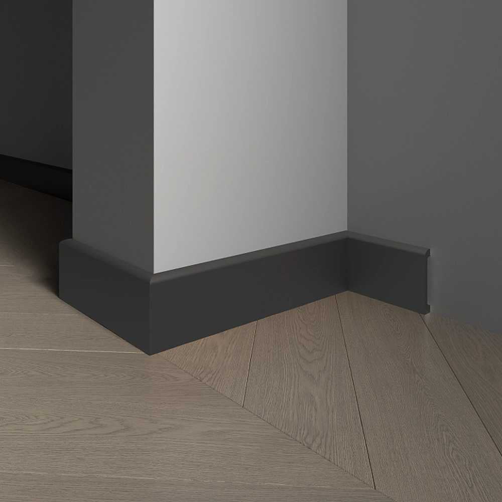 Изображение товара Плинтус Decor-Dizayn 80х13х2400мм 706-100 черный влагостойкий