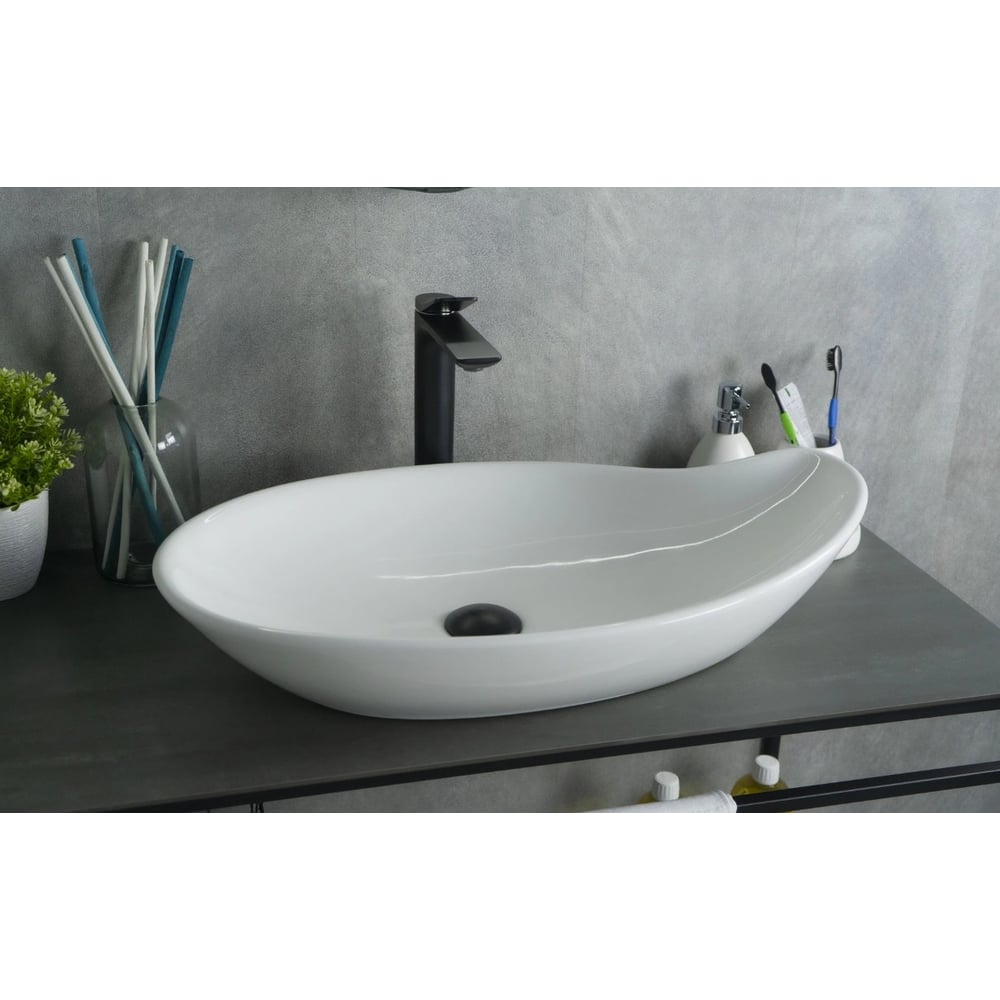 Изображение товара Раковина накладная Gid N9052 белая 65x38x14 см керамика современный стиль