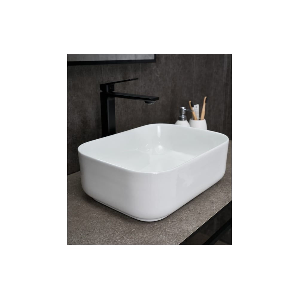 Изображение товара Гладкая белая накладная керамическая раковина Gid N1335 40x30 см