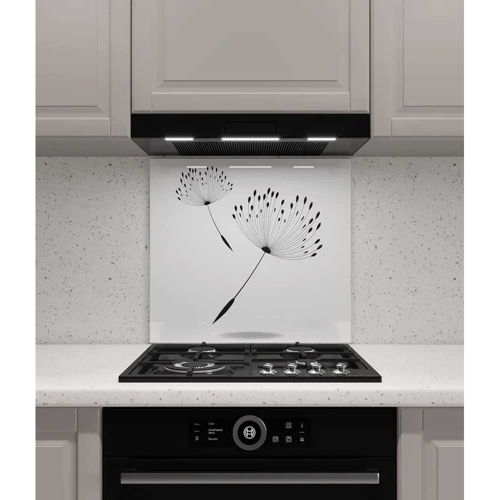 Изображение товара Защитный экран Normand 600х500х4 мм из закаленного стекла с фотопечатью Цветы для кухни