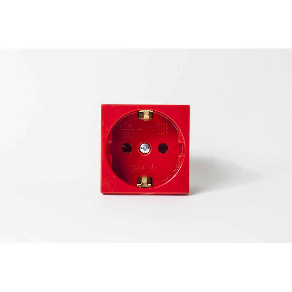 Изображение товара Розетка электрическая SPL 2К+З с защитными шторками, красный, 1 шт.