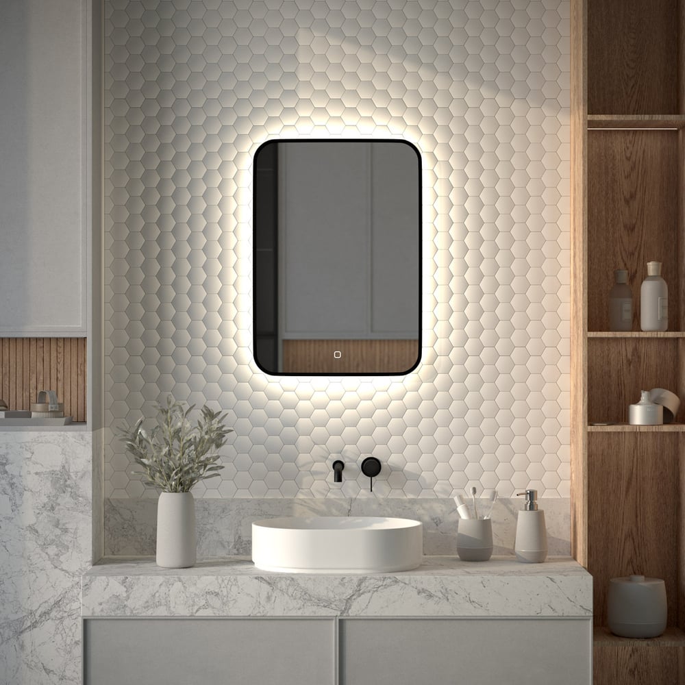 Изображение товара Зеркало с LED-подсветкой DEFESTO 21W 50x70 см с сенсорным выключателем