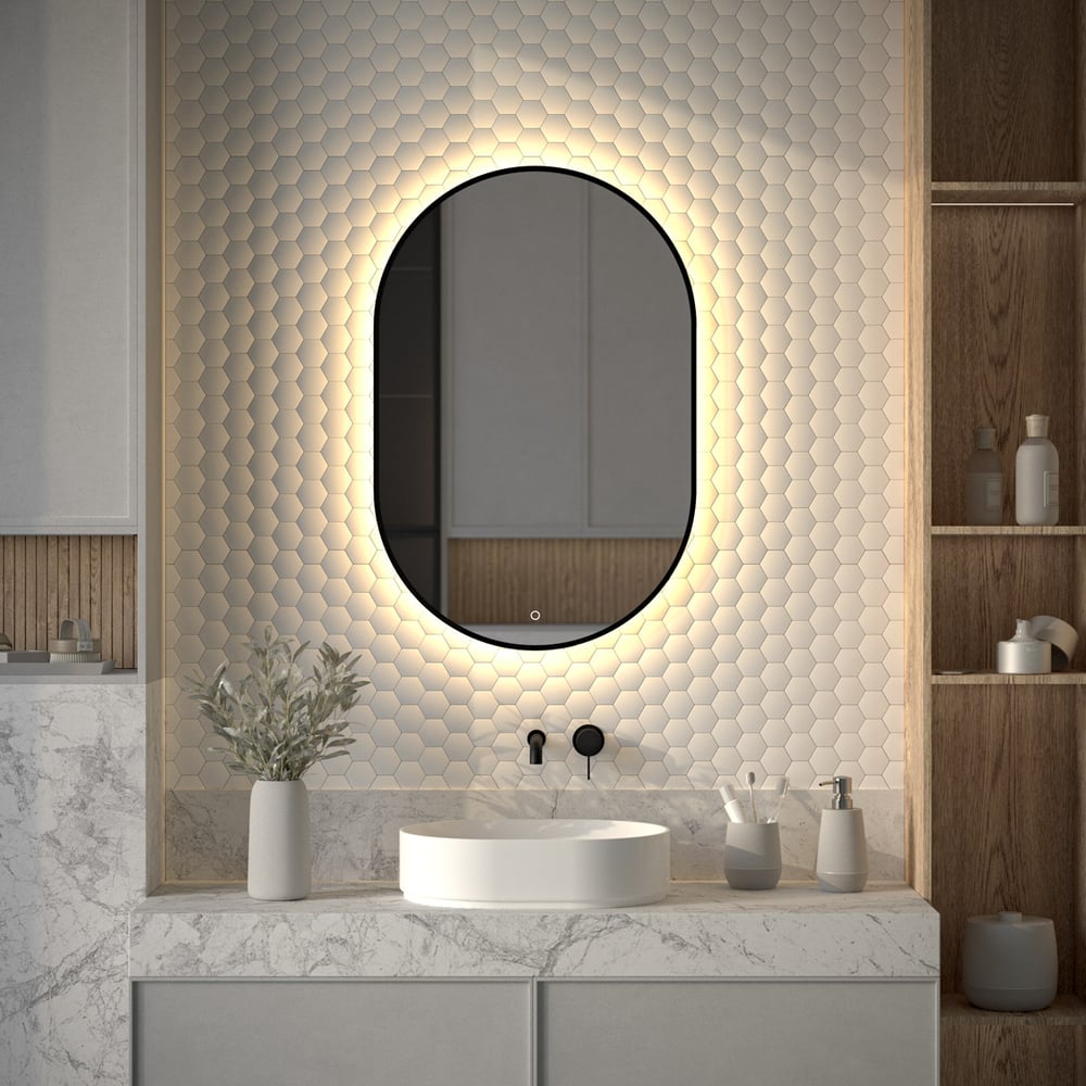 Изображение товара Зеркало с окантовкой и LED-подсветкой DEFESTO 25W 60x90 см современное