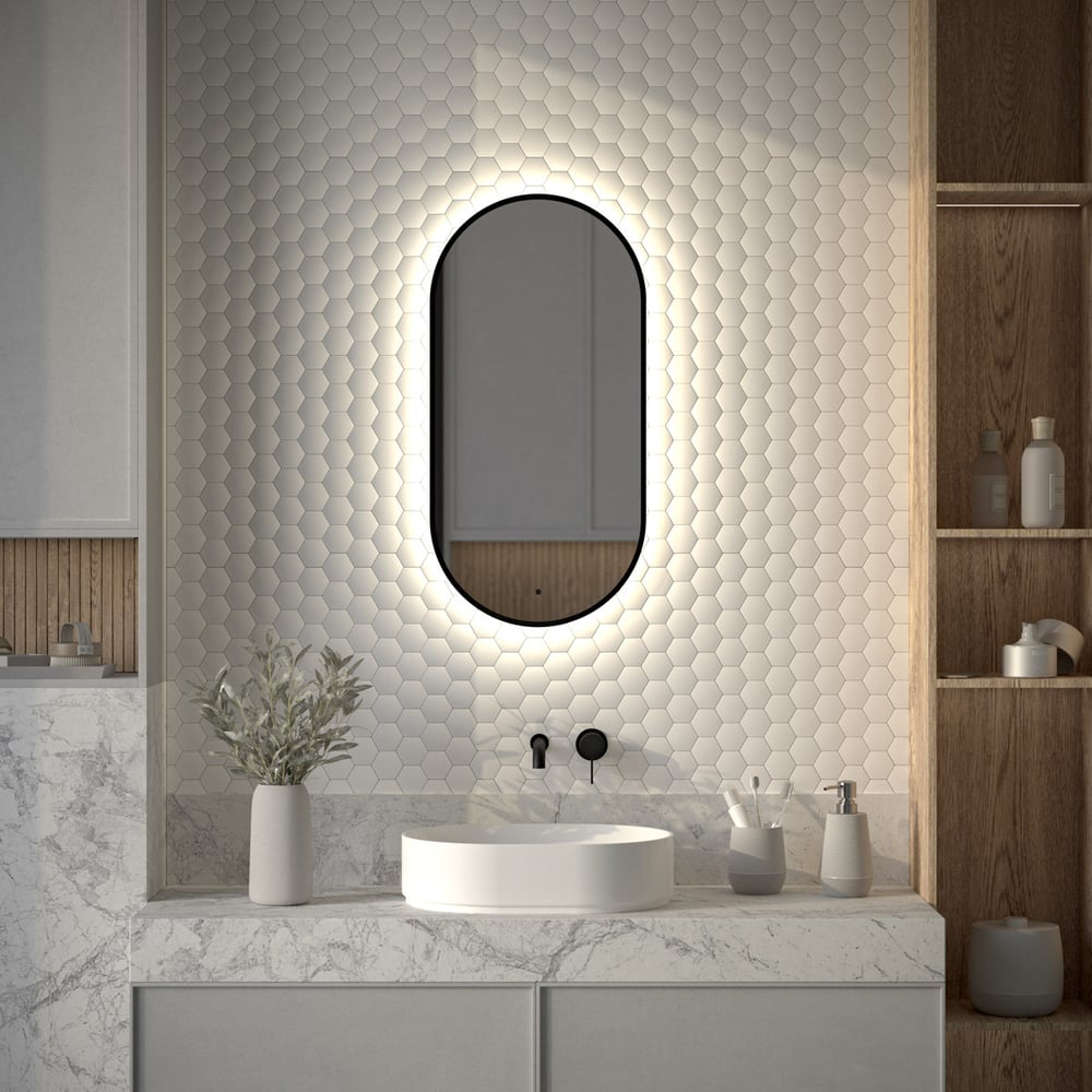 Изображение товара Зеркало с окантовкой и LED-подсветкой DEFESTO 40x80 см с сенсорным управлением