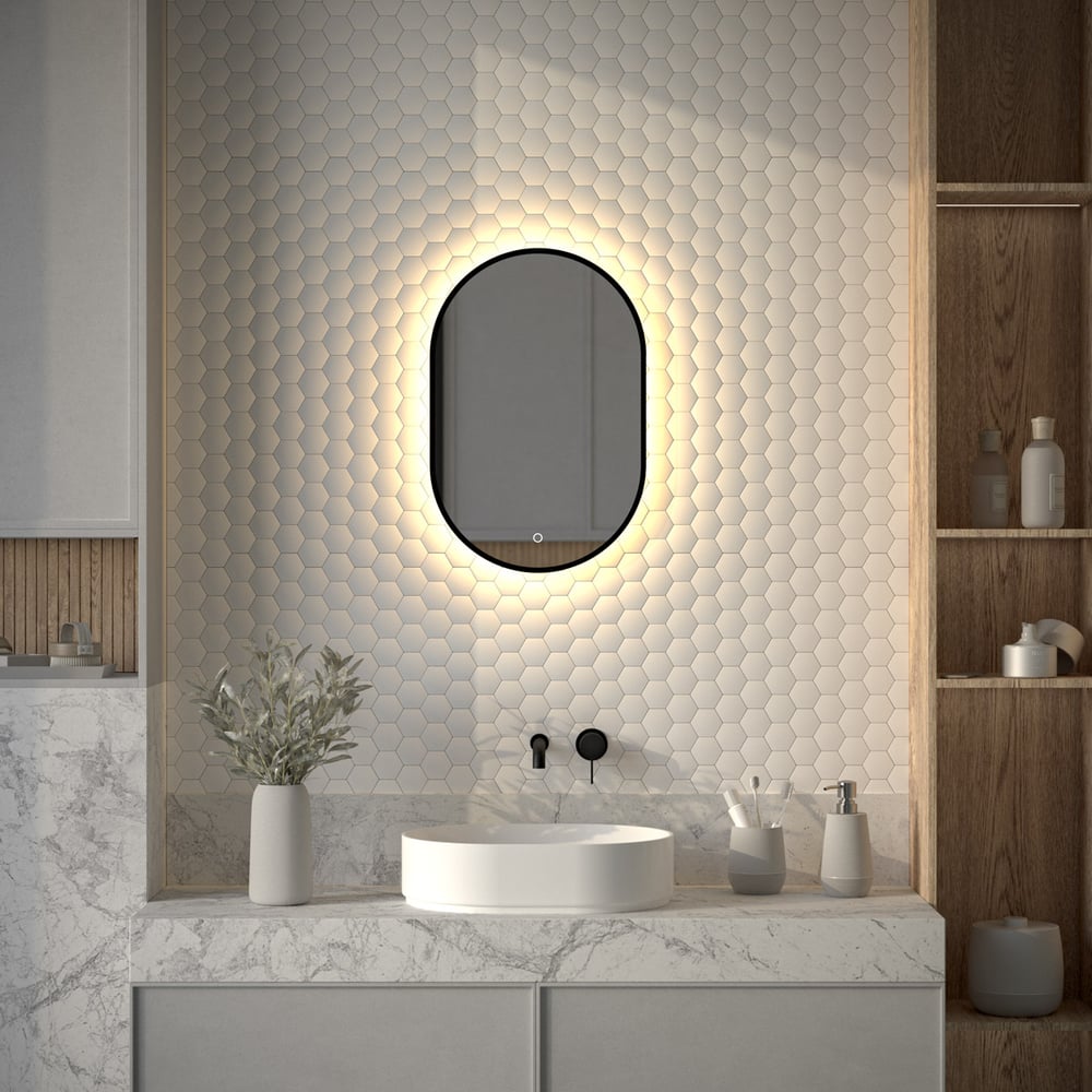 Изображение товара Зеркало с окантовкой и LED-подсветкой DEFESTO 16W 40x60 см сенсорное тепло белый