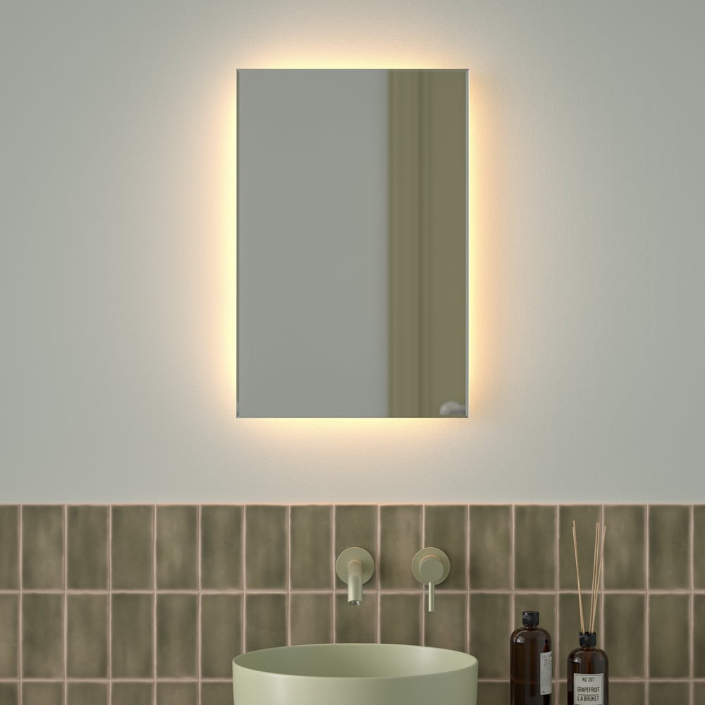 Изображение товара Зеркало с фацетом и LED-подсветкой DEFESTO 17W 40x60 см GLOW DF 2512