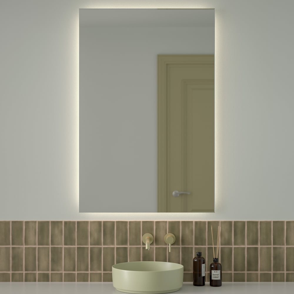 Изображение товара Зеркало с фацетом и LED-подсветкой DEFESTO 38W