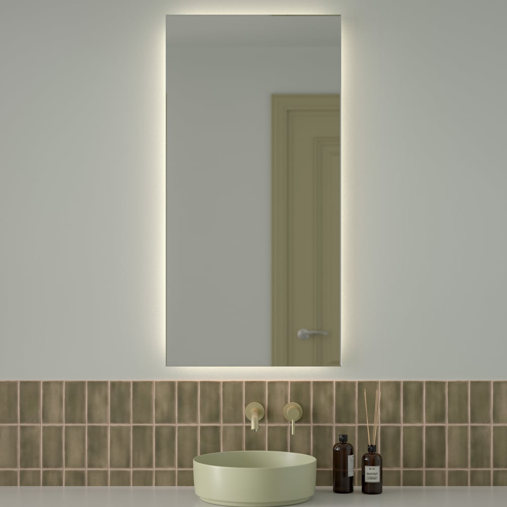 Изображение товара Зеркало с фацетом и LED-подсветкой DEFESTO 34W 60x120 см