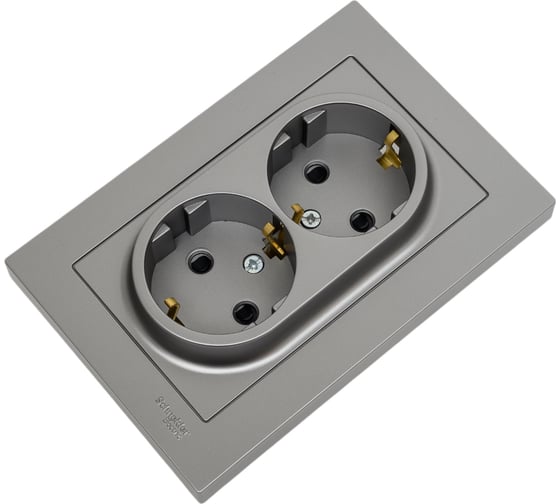 Изображение товара Розетка Systeme Electric AtlasDesign Сталь с/з двойная, со шторками, 16А, в сборе SE ATN000926