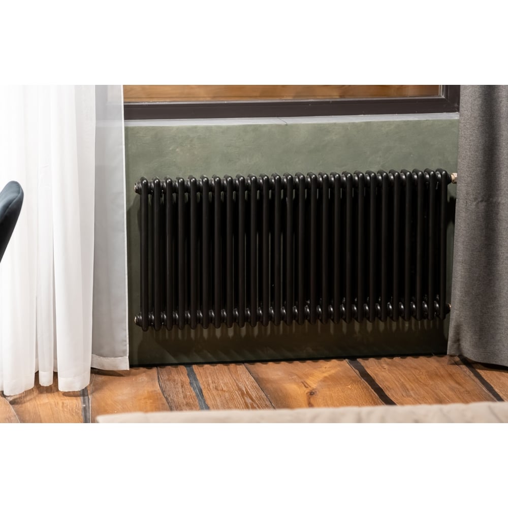 Изображение товара Трубчатый радиатор ТЕПЛОФОРТ ТР3037-20 20 секций черный матт боковое подключение