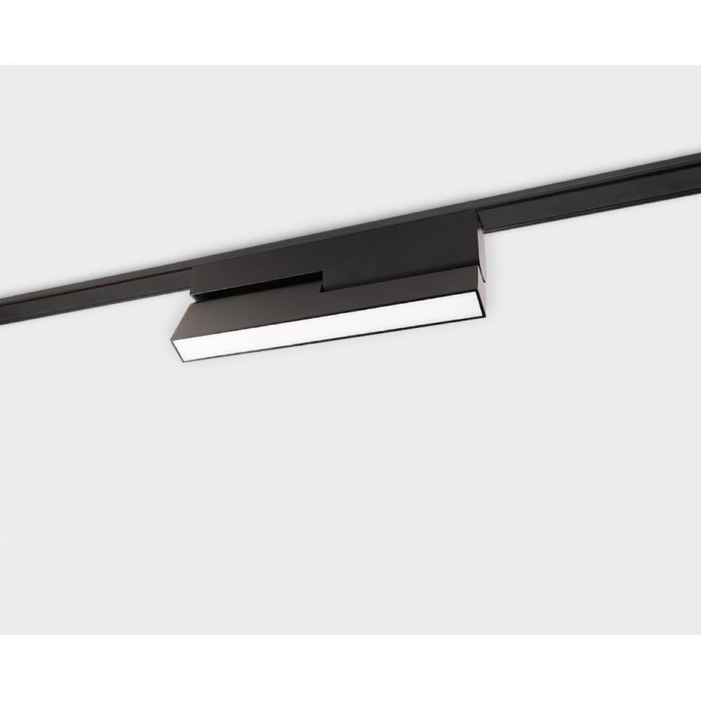 Изображение товара Трековый светодиодный светильник Italline IT09-9015 черный 3000K для шинопроводов