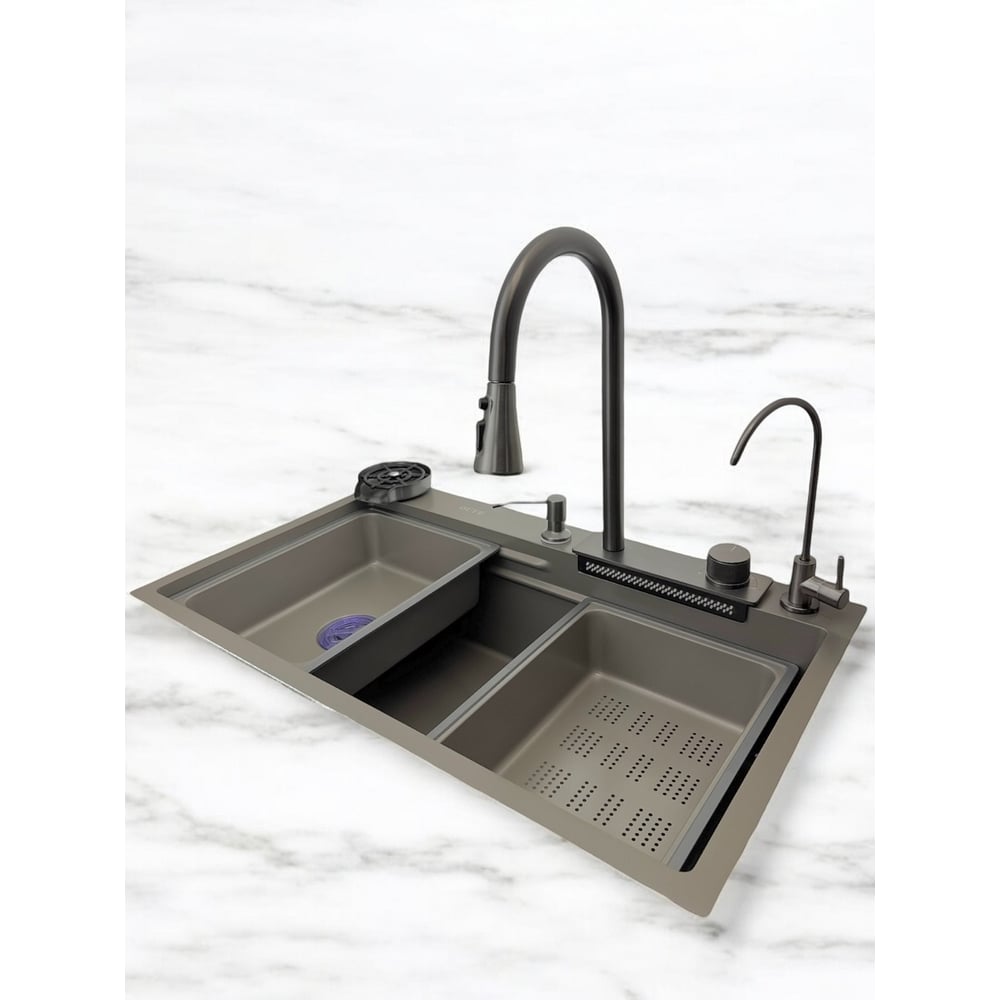 Изображение товара Кухонная мойка из нержавеющей стали 75х46 см с встроенным смесителем и функциями